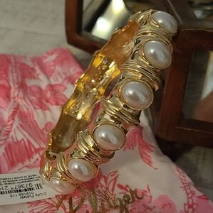 Lilly Pulitzer Gold and White Pearl Bangle